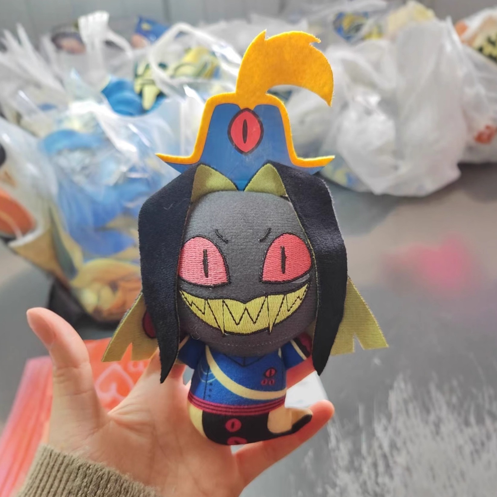 10cm Hazbined Sir Pentious Plu – Cosplay Plushie Prop Bewertung und Preis