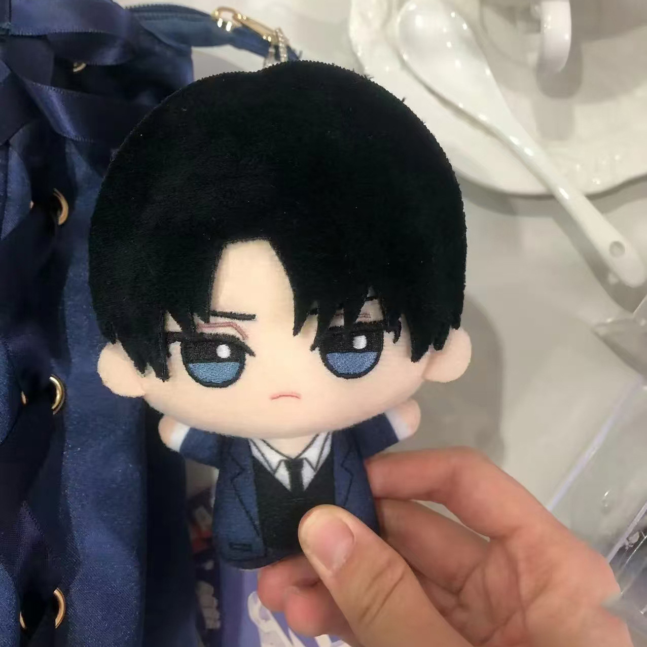 10cm Levi Ackerman Plushie Ani – Cosplay Plushie Prop Bewertung und Preis