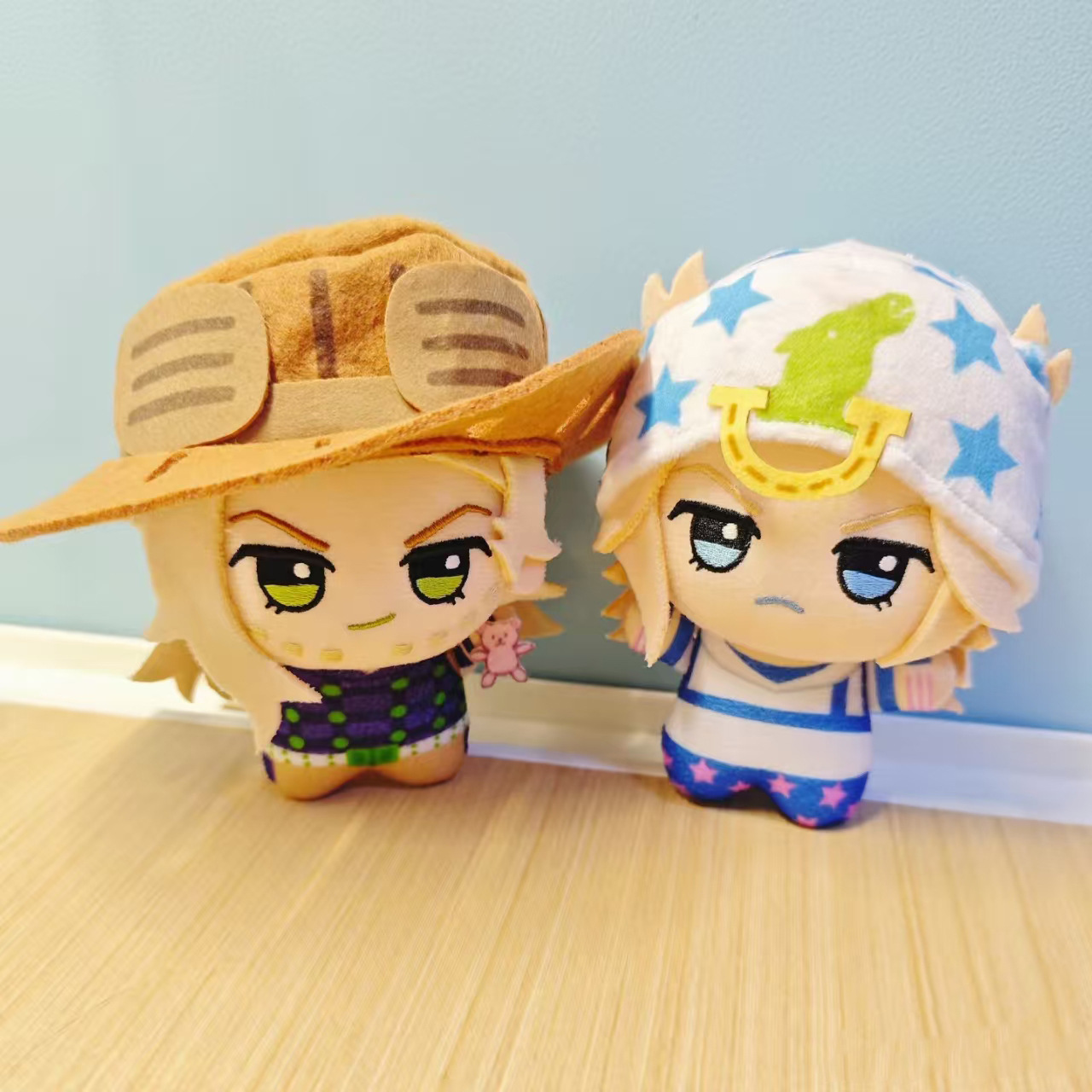 10cm Stuffed Jonathan Joestar  – Cosplay Plushie Prop Bewertung und Preis